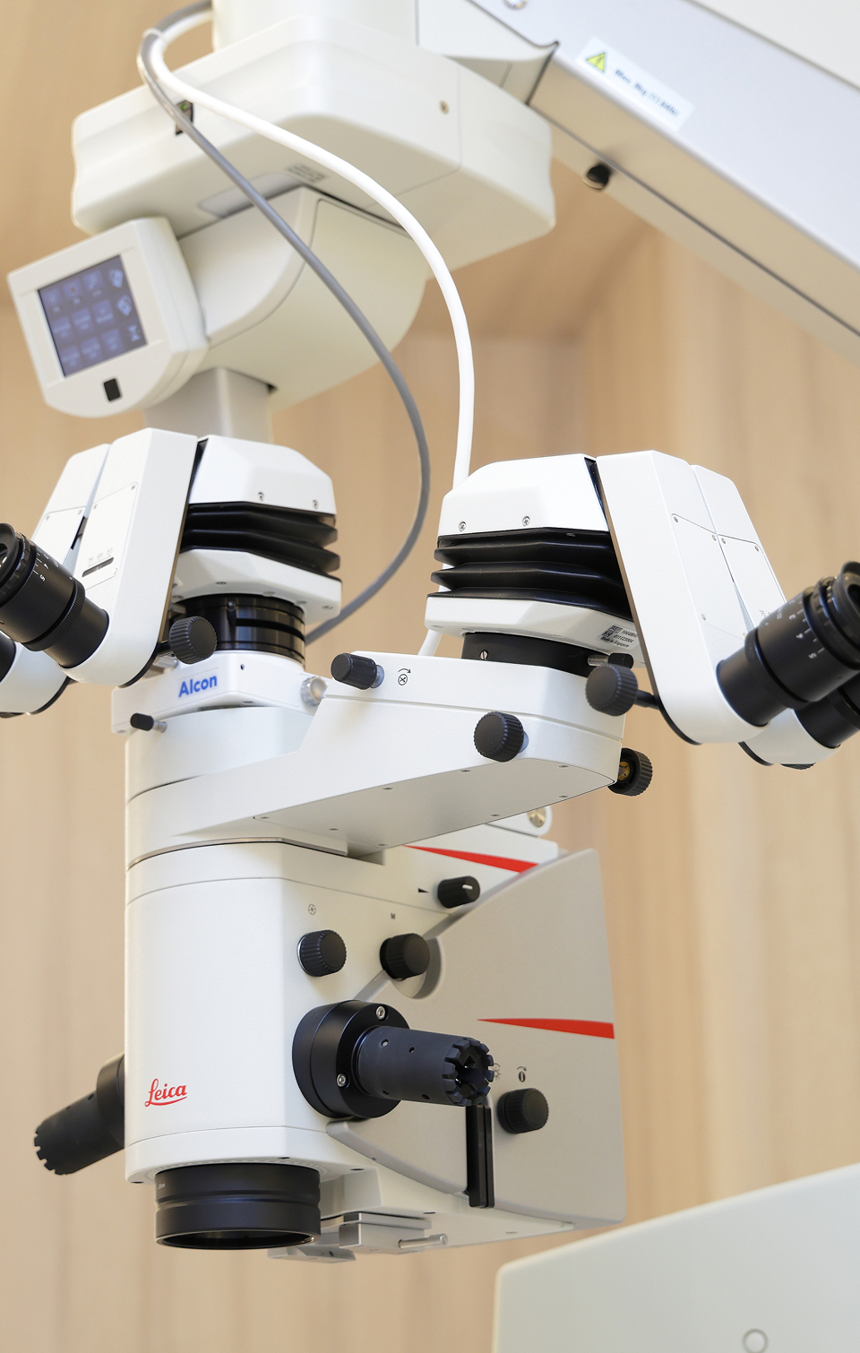 乱視矯正白内障手術