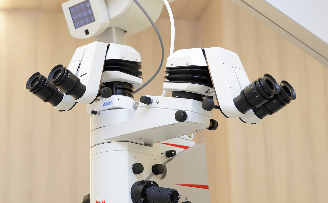 乱視矯正白内障手術